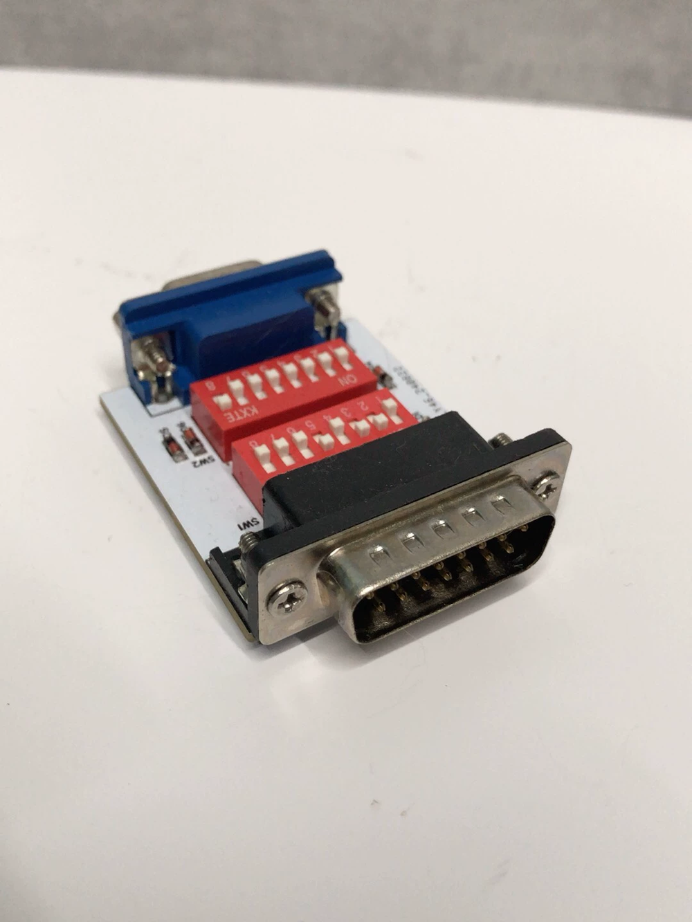 Vintage Macintosh 15-Pin to VGA Monitor Adapter – Adjustable Modes