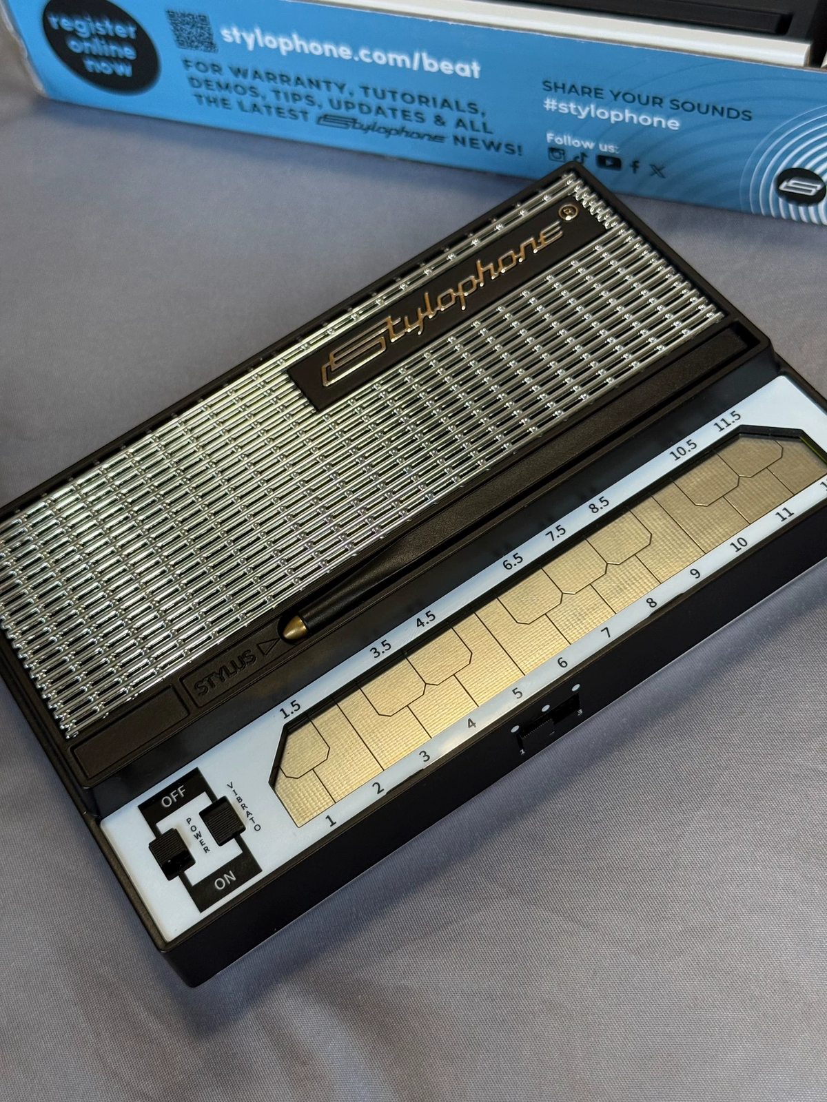 Stylophone Synthesizer + BEAT Drum Machine Set