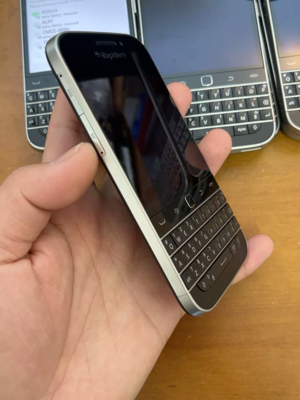 Zinwa Q25 | BlackBerry Q20 Android 14 Mod