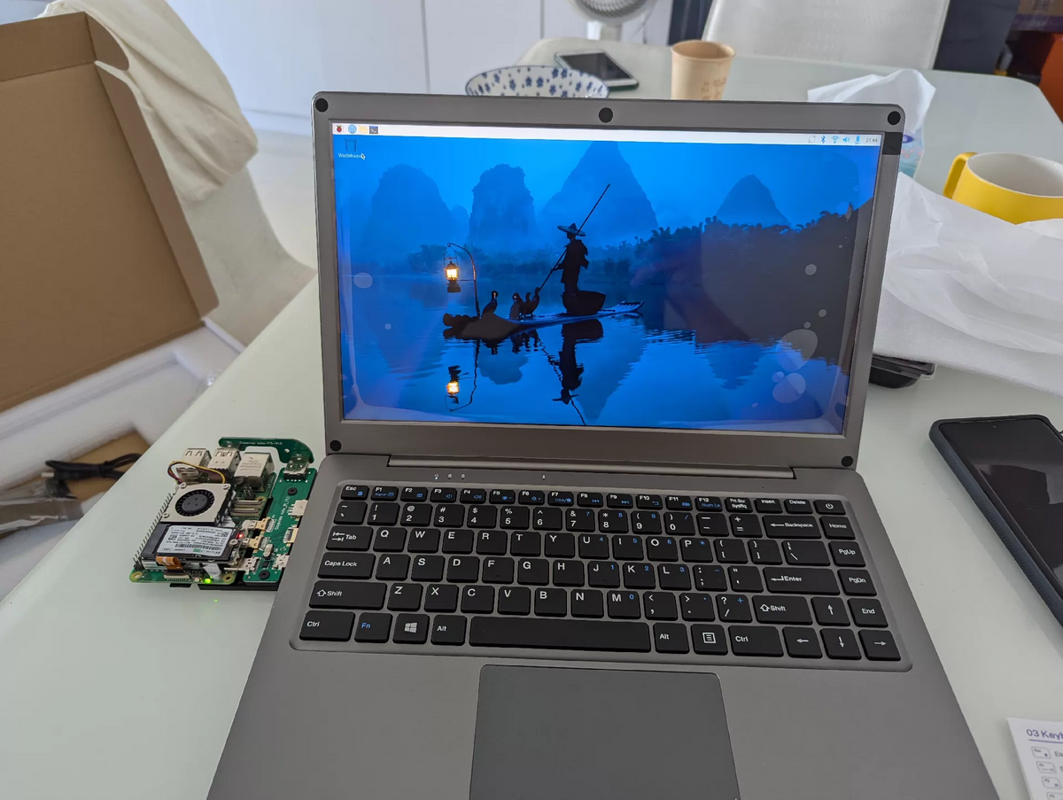Elecrow CrowView Note Lapdock | Raspberry Pi Not Included