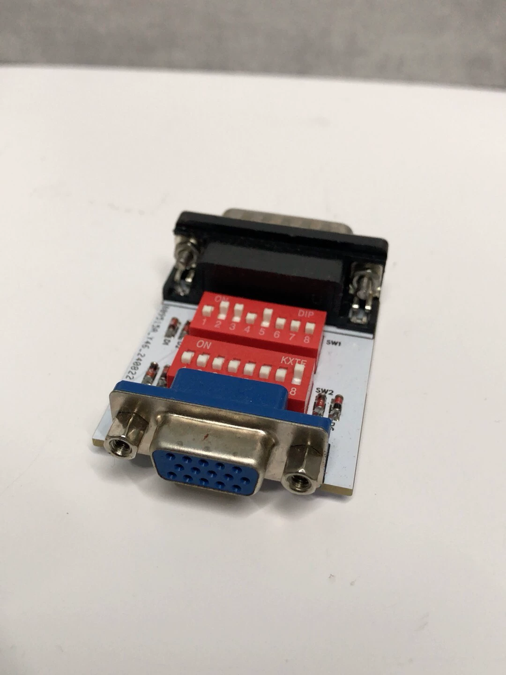 Vintage Macintosh 15-Pin to VGA Monitor Adapter – Adjustable Modes