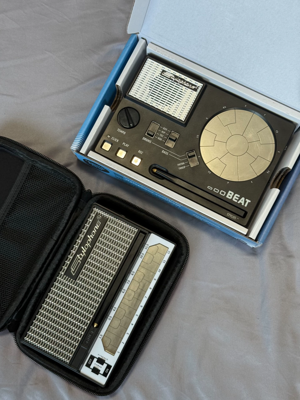 Stylophone Synthesizer + BEAT Drum Machine Set